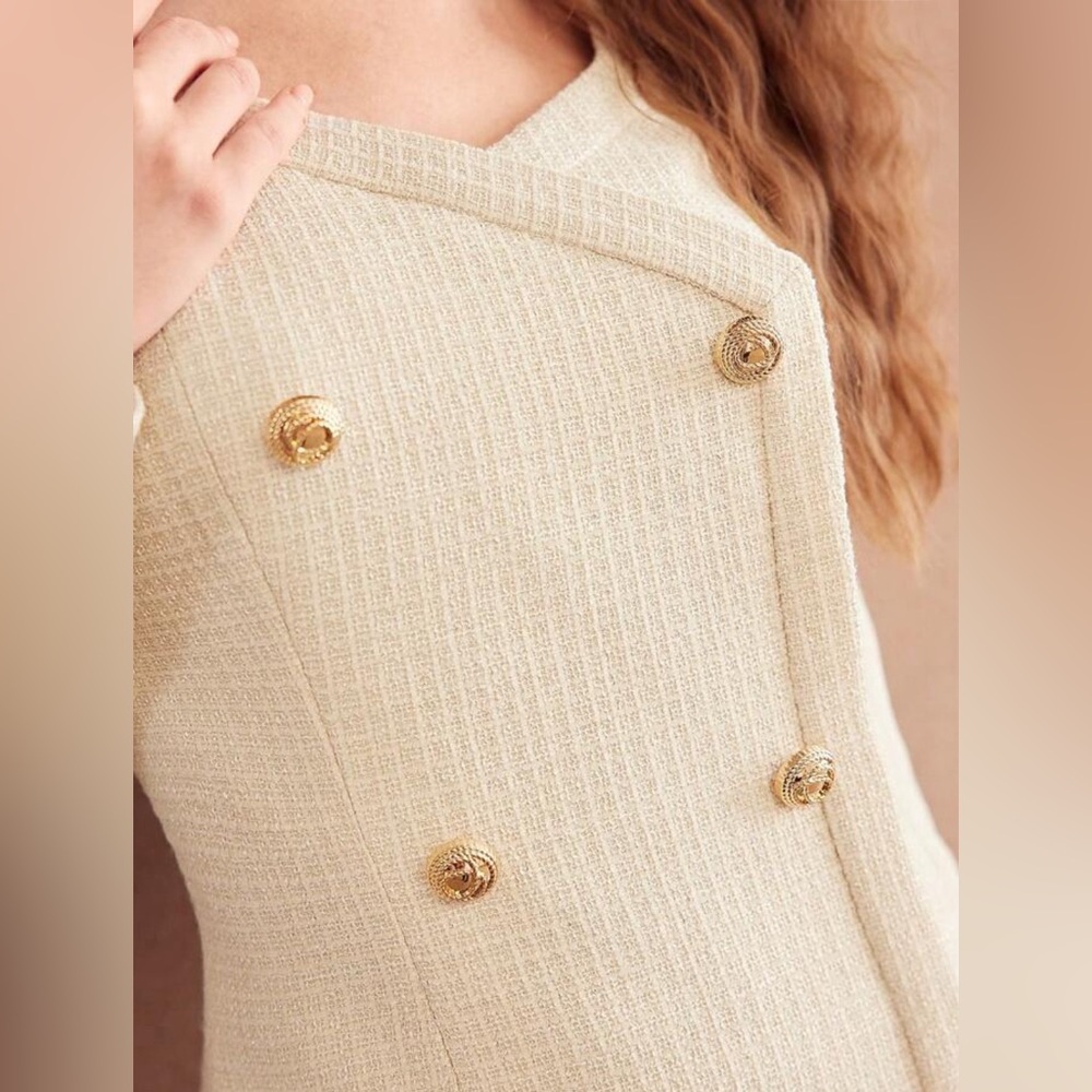 MOTF Double Breasted Bodycon Dress. Size medium. Ivory tweed with gold buttons. - Picture 4 of 10
